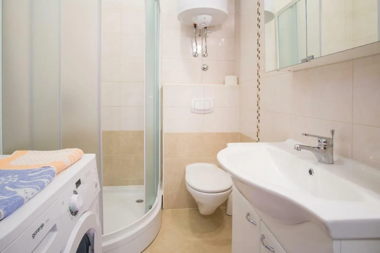 Apartment Dani Malinska